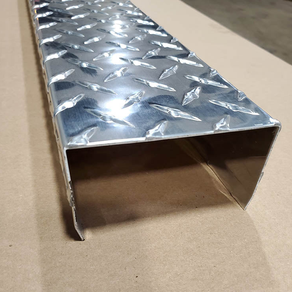 14GA Aluminum Checker Plate End Cap Guard 96"L x 2" x 4.875" x 2" WallGrip™ Edge - Boss Corner Guards